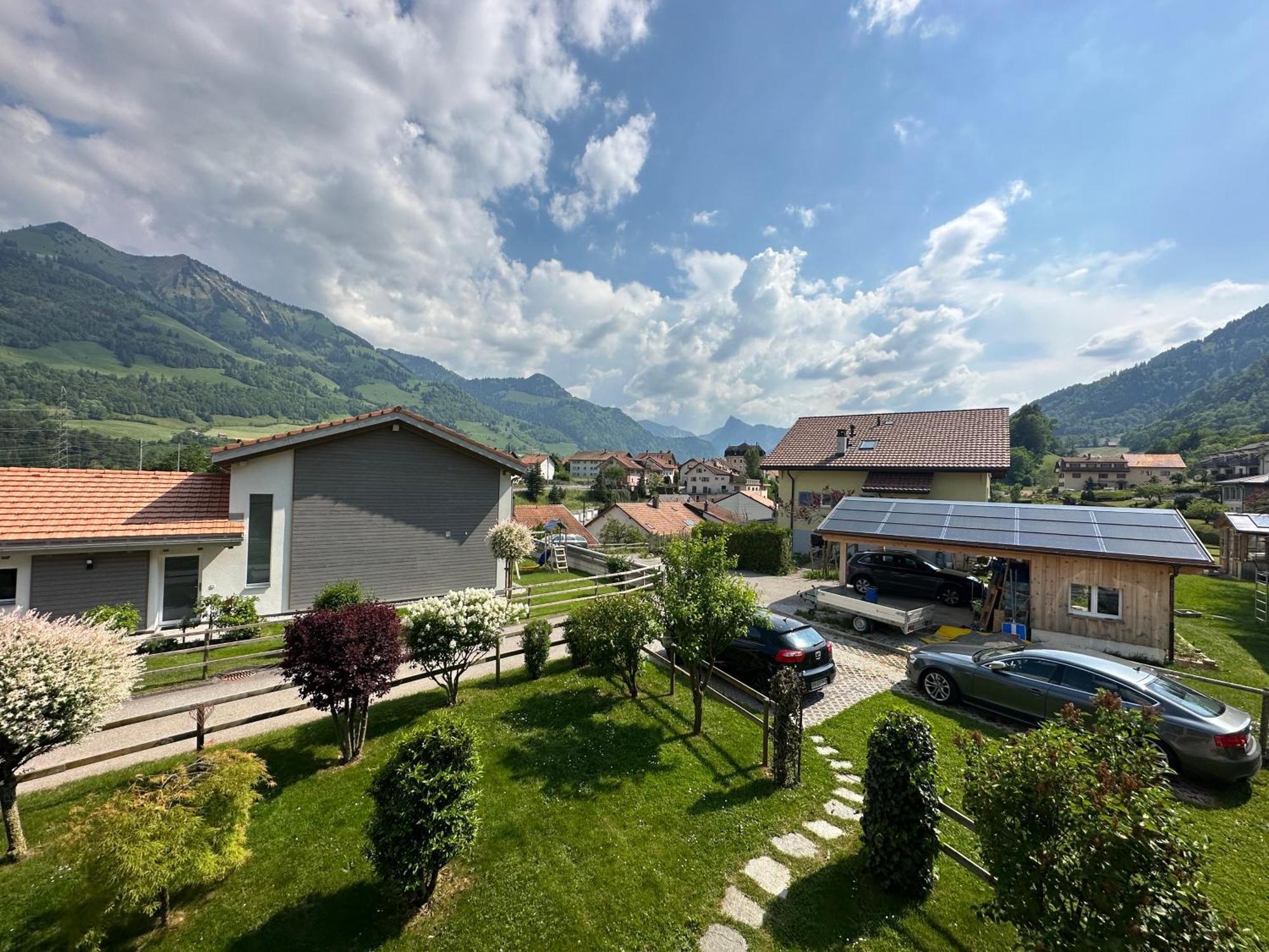 Gruyere Alpes Appartement 3 Chambres Bbq Parking Neirivue Ngoại thất bức ảnh